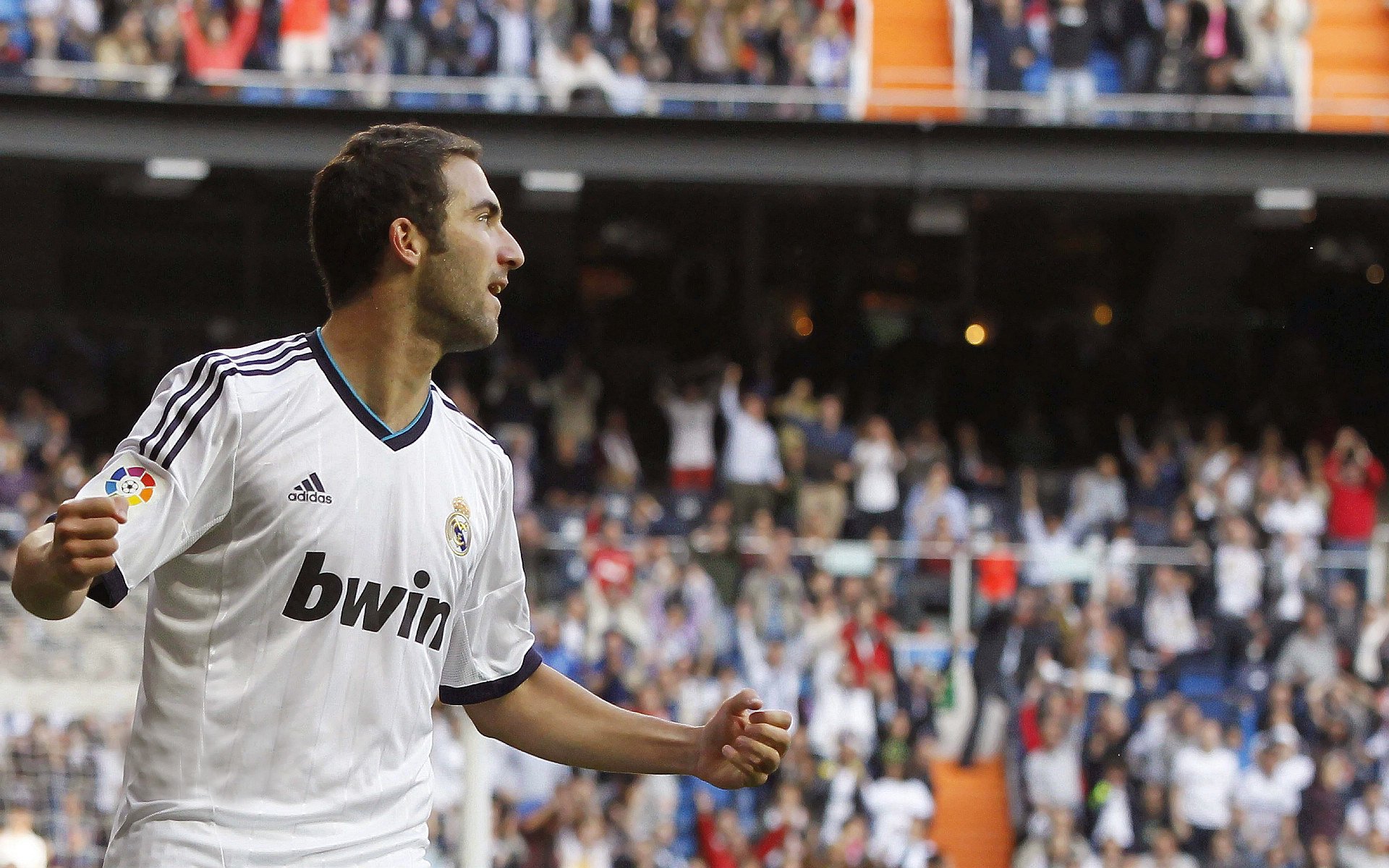 马克西姆·格鲁塞赛场表现引发媒体关注,马克西姆比赛